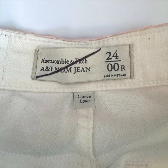 ⚡️QUICKSALE!⚡️ NEW Abercrombie Destroyed Curve Love High Rise Mom Jean in White - Picture 13 of 13